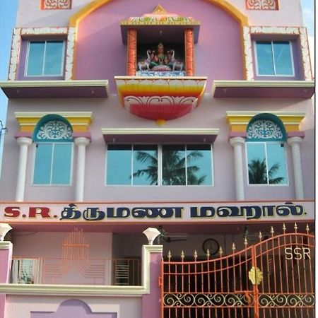 كومباكونام Sr Mahal & Lodge المظهر الخارجي الصورة