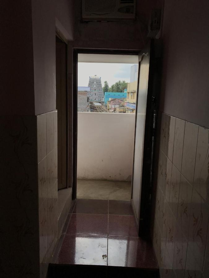 كومباكونام Sr Mahal & Lodge المظهر الخارجي الصورة