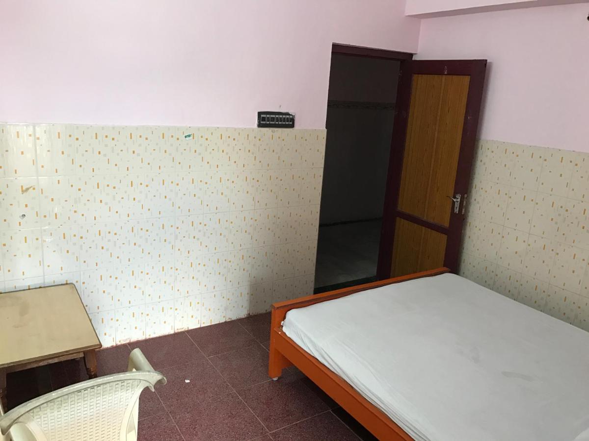 كومباكونام Sr Mahal & Lodge المظهر الخارجي الصورة
