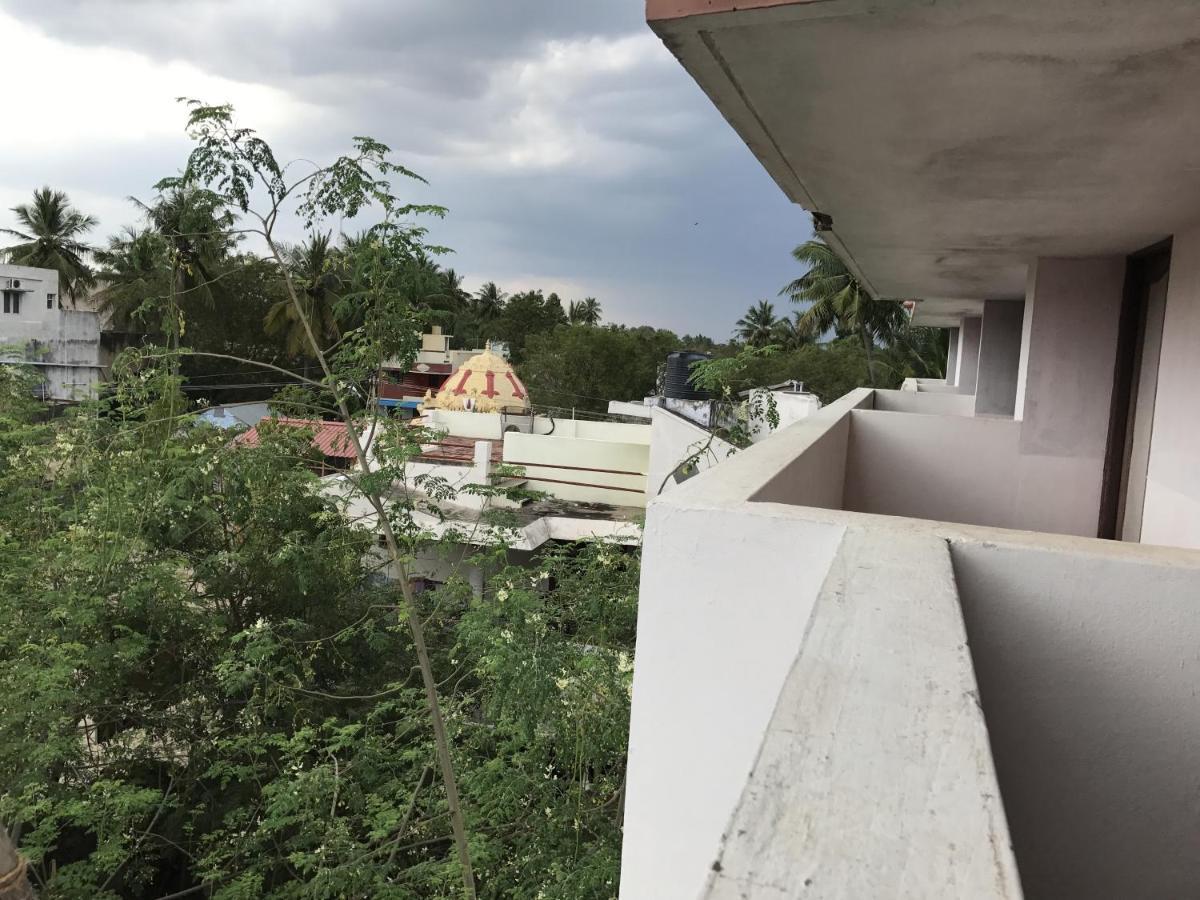 كومباكونام Sr Mahal & Lodge المظهر الخارجي الصورة