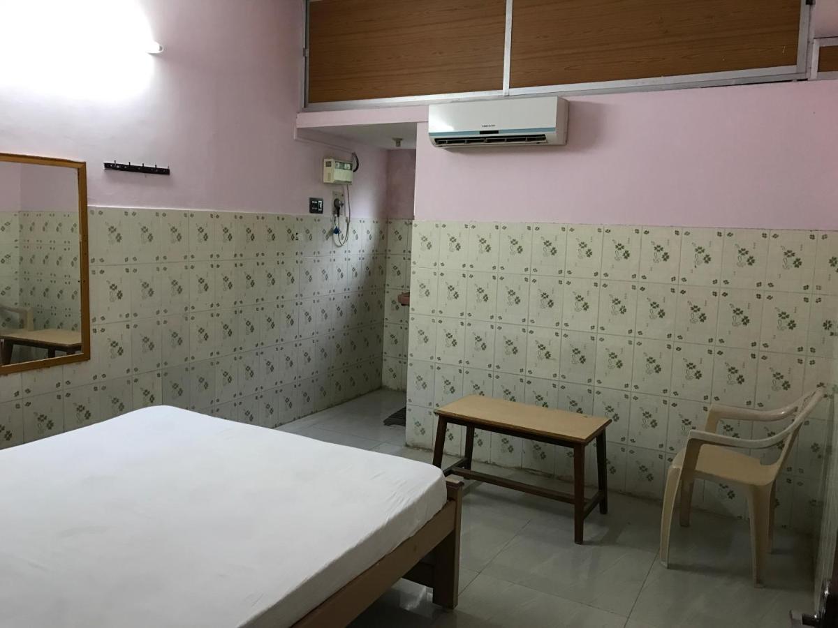 كومباكونام Sr Mahal & Lodge المظهر الخارجي الصورة